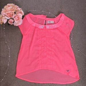🌸HOLLISTER: Bright pink top